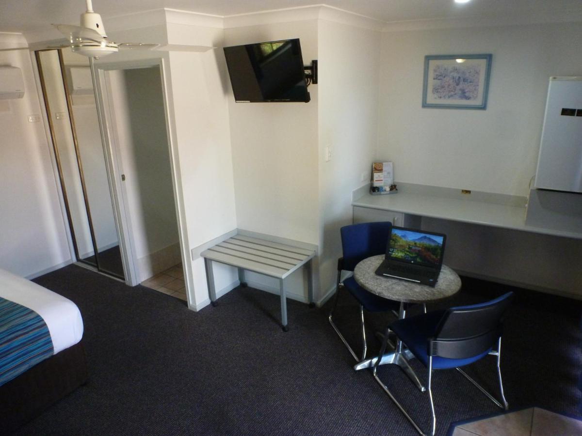 Aspley Carsel Motor Inn Brisbane Exterior photo