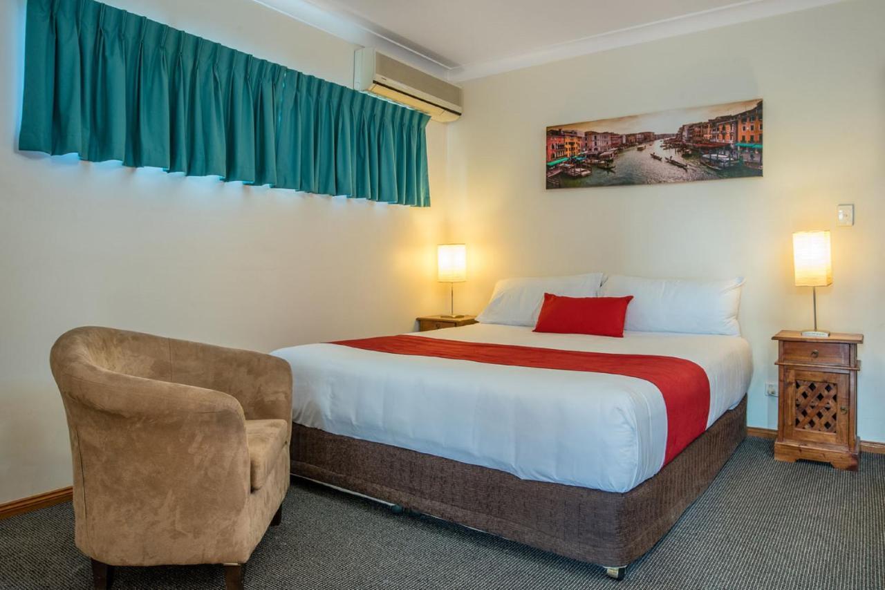 Aspley Carsel Motor Inn Brisbane Exterior photo
